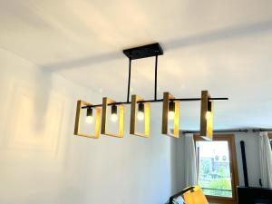 Dúplex amb encant al casc antic dEsterri i vistes úniques by RURAL DÀNEU