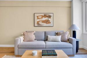 Midtown E 1BR w DM Elevator nr Bloomingdales NYC-867