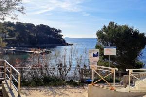 Appartements Magnifique T2 - Les pieds dans l'eau piscine/plage : photos des chambres