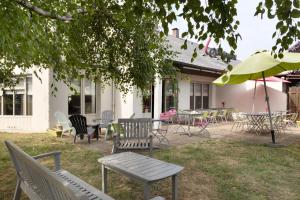 Hotels Campanile Morangis Orly : photos des chambres