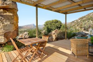 Rocklands Eco Retreat - Adults Only