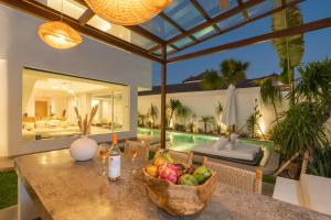4bd Mediterranean Canggu Villa with Rooftop and Private Pool