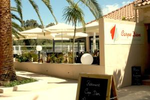 Complexes hoteliers Camping La Pinede : photos des chambres