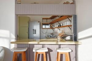 Sunrise & Sunset City Views near Table Mountain