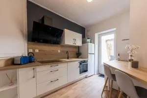 Coquette maison & extérieur - Sainte-Sévère