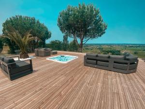 Villas Villa Monbazillac, vue exceptionnelle, piscine sauna jacuzzi : photos des chambres