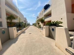 Appartements Splendide T3 avec Terrasse et Box Prive a 2 Pas de l'Etang de Thau - FR-1-604-41 : photos des chambres