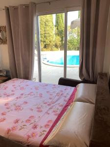 Maisons de vacances Maison 70m2 privatisee Provence avec piscine & jardin : photos des chambres
