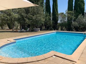 Maisons de vacances Maison 70m2 privatisee Provence avec piscine & jardin : photos des chambres