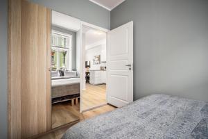 Corner Apartments