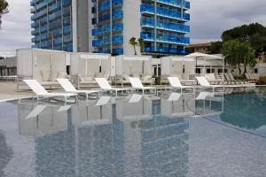 BG Tonga Tower - 坎皮卡福特