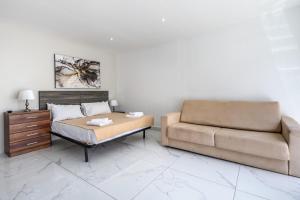 Cozy Penthouse in the Heart of Paceville with seaview - Olo Living by SF Homes