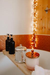 Appartements Coquillages et crustaces, Netflix baignoire ilot chez Ivona Vacances : photos des chambres