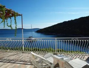 Beachfront apartments Ljubljeva - Voluja