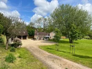 Studio Apartment - Henton