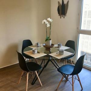 Appartements T2 aux Beaux Arts Parking gratuit : photos des chambres