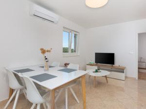 Apartment Dolores Červar