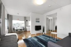 Kotimaailma - Iso ja valoisa kaksio, Espoon Keskustassa - Kauniainen