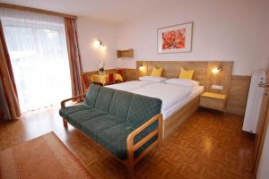 Family Room with Balcony room in Pension Vocario