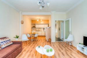 Grand Apartment Next to Center 3bd 110sqm