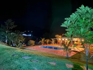 Pousada Chales da Canastra - 瓦尔任博尼塔