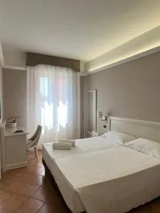 阿谷拉酒店 - 卡斯泰尔夫兰科埃米利亚