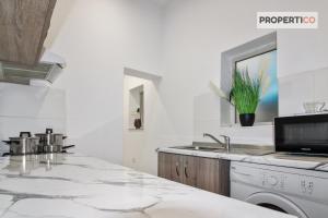 Charming 2 bedroom townhouse, internal yard JDES1-1