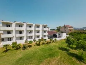 Hotel Velipoja Village - Pulaj