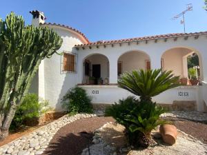 Villa del Sol - 400m walking distance from El Portet Beach