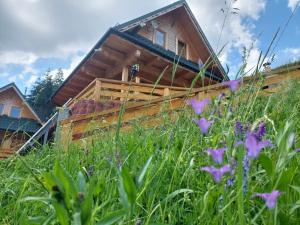 Štýlový Zrub Martina B s pieckou a kúpacou kaďou!