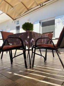 Maria & Zachos House