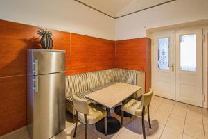 Central 2BDR flat behind Museum