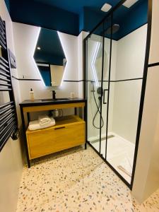 Hotels Grand Hotel Clichy Paris : photos des chambres