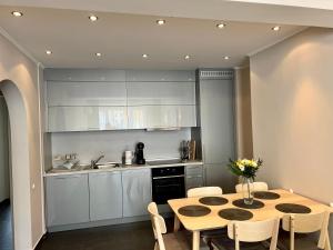 EXCELLENT LOCATION ! General Gurko apartment