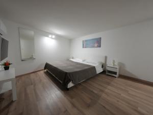 Ardizzone Home 3