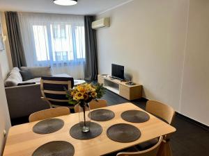 EXCELLENT LOCATION ! General Gurko apartment