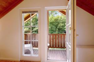 Gutenburghüsli mit Garten am Fluss