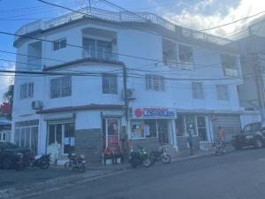 Royal Terrace I (Queen )