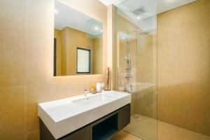Villa Bunga Lily - Sumptuous 3BR Luxury Private Villa in Canggu
