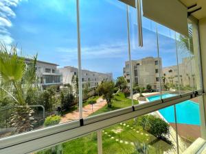Idéal appart vue sur mer avec piscine et verdure