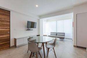 Moderno y amplio estudio en el centro de Playa