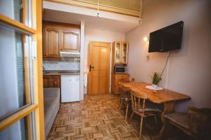 POČITNIŠKI APARTMAJI - Vijolica 2 in Moravske Toplice 