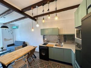 El Barrio Alicante , Playa y Casco Antiguo