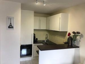 Appartements Logement calme : photos des chambres