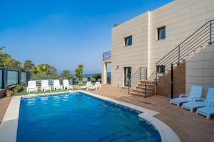 Villa Aurore, 12 persons, Large salt-water pool, Air conditioning