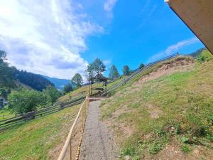 Котедж Під лісом