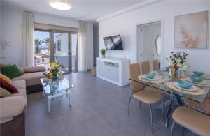 Poris 5 Beachfront Corralejo By Holidays Home