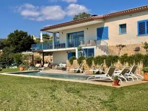 Moli de vent by Costabravaway - Fonts