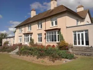 Beaford Country House - Roborough