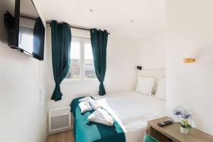 Maisons d'hotes Maison moderne avec jardin12 pers proche Paris & Disney : photos des chambres